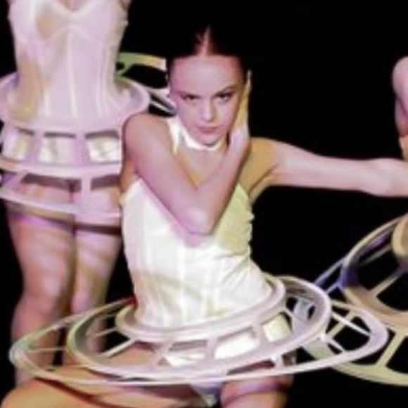 Meet your Posher, Kim - Picture 1 of 1